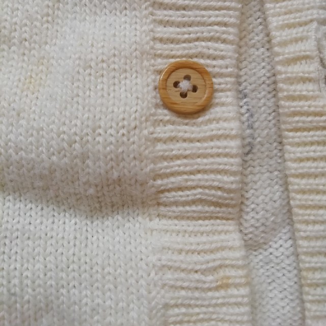 ファミリア　刺繍セーター 1