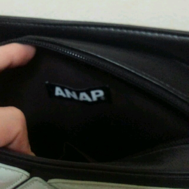 ANAP(アナップ)の年末セール!!ANAP ダイヤモンド レディースのバッグ(ショルダーバッグ)の商品写真