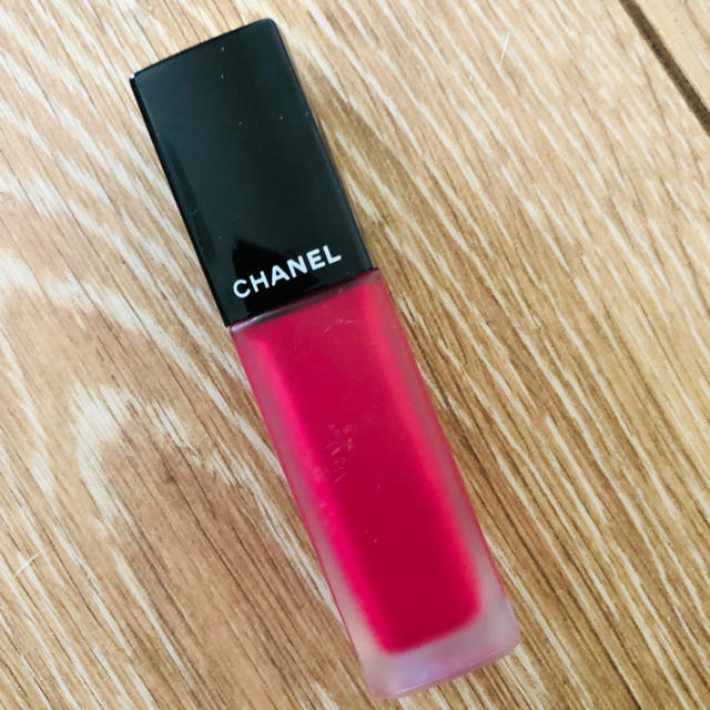 CHANEL(シャネル)の最終値下げシャネル ルージュアルュールインク160 コスメ/美容のベースメイク/化粧品(口紅)の商品写真