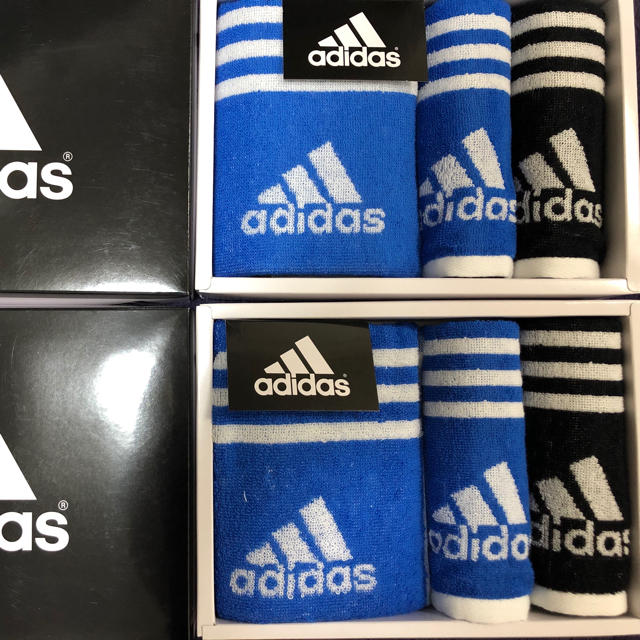 adidas(アディダス)のYUNA様専用-adidas スポーツタオルセット 新品 未使用 インテリア/住まい/日用品の日用品/生活雑貨/旅行(タオル/バス用品)の商品写真