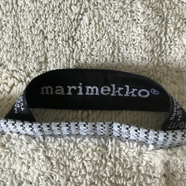 marimekko(マリメッコ)のmarimekko バスタオル 新品 インテリア/住まい/日用品の日用品/生活雑貨/旅行(タオル/バス用品)の商品写真