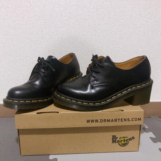 Dr.Martens(ドクターマーチン)のDr.martens AMORY レディースの靴/シューズ(ブーツ)の商品写真