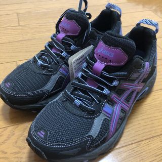 アシックス(asics)のasics(ブラック/パープル)【Ladys/23.0/新品】9/30迄(スニーカー)