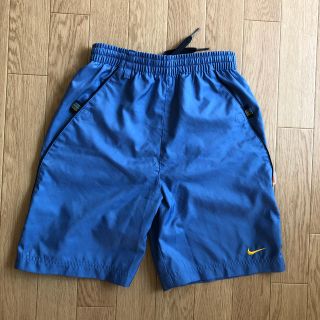 ナイキ(NIKE)の男児水着 140(水着)