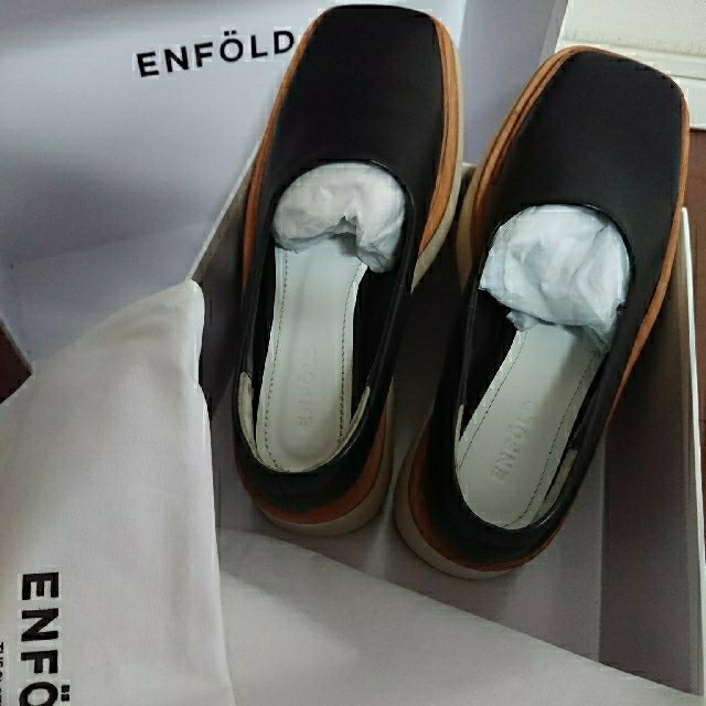 ENFOLD(エンフォルド)のエンフォルド  レーザー厚底シューズ 36 レディースの靴/シューズ(ローファー/革靴)の商品写真