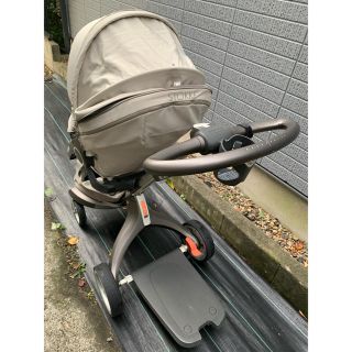 ストッケ(Stokke)の大幅値下げ　ストッケ エクスプローリー ストライダー付き(ベビーカー/バギー)