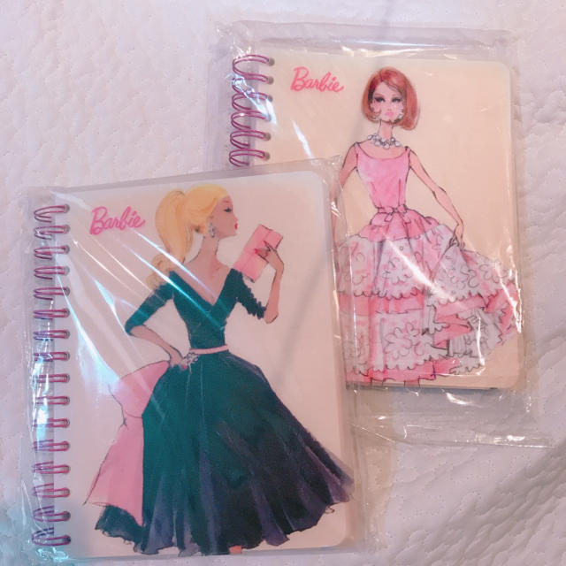 Barbie(バービー)のBarbie♡ノートブック二冊 インテリア/住まい/日用品の文房具(ノート/メモ帳/ふせん)の商品写真