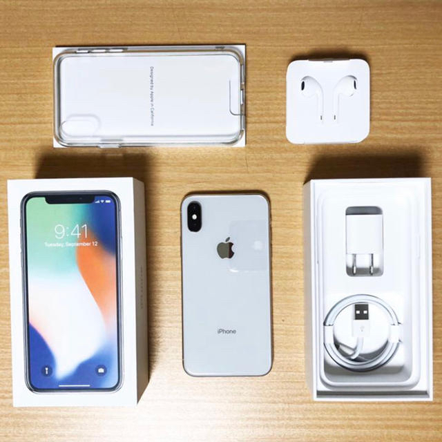 大注目】 iPhone - iPhone X Silver 256GB SIMフリー スマートフォン