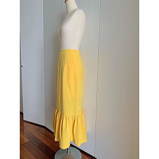 ザラ(ZARA)の♡birthdaybash♡裾フリルスカート♡yellow(ロングスカート)