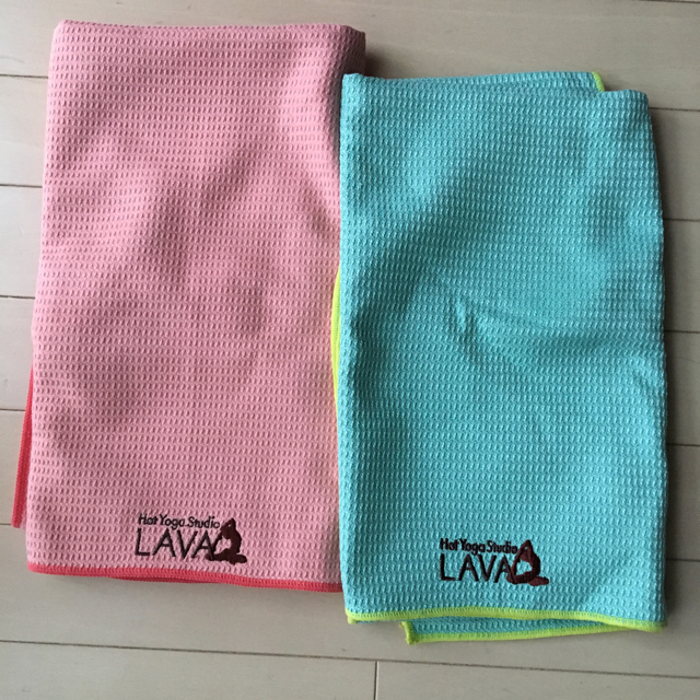 LAVA ラバ ヨガ ラグ  マット YOGA  セット スポーツ/アウトドアのトレーニング/エクササイズ(ヨガ)の商品写真