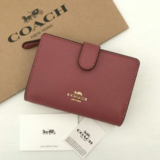 コーチ(COACH)の【新品】COACH(コーチ)レッド ルージュ  レザー 二つ折り財布(財布)