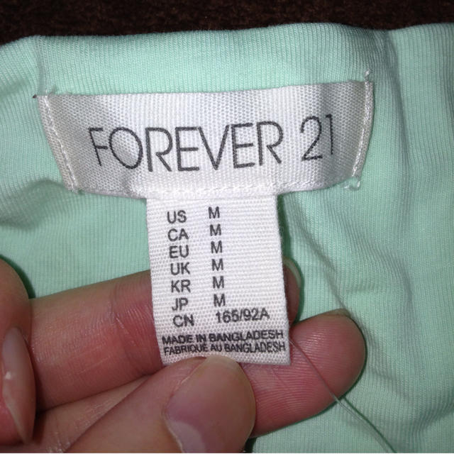 FOREVER 21(フォーエバートゥエンティーワン)のForever21新品ブラトップ レディースのトップス(ベアトップ/チューブトップ)の商品写真