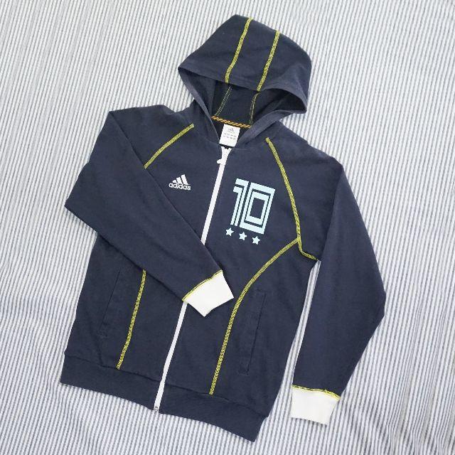 adidas(アディダス)のアディダス　パーカー　150 キッズ/ベビー/マタニティのキッズ服男の子用(90cm~)(ジャケット/上着)の商品写真