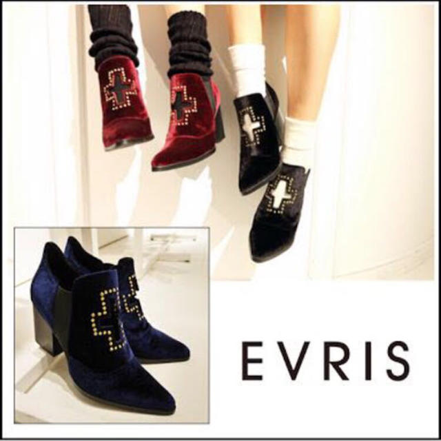 EVRIS(エヴリス)のEVRIS クロスカッティングシューズ レディースの靴/シューズ(ブーツ)の商品写真