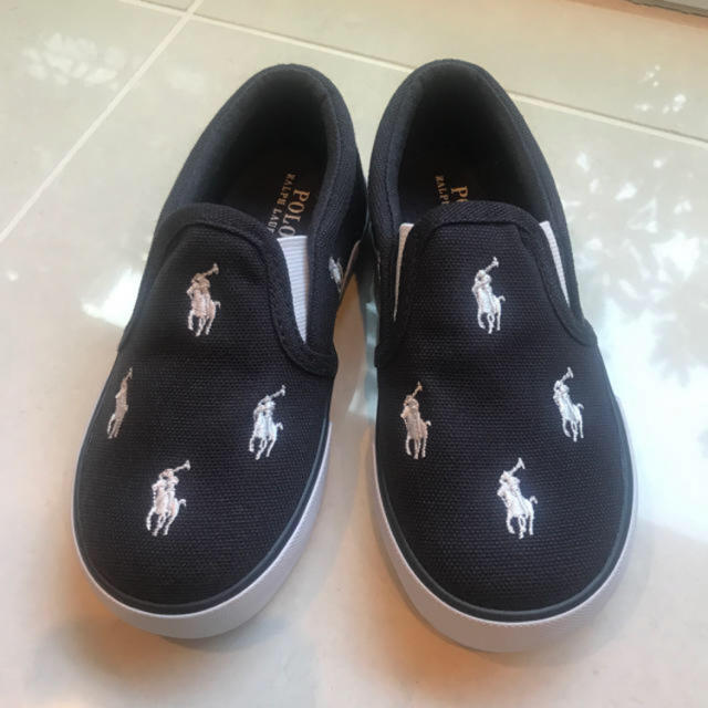 POLO RALPH LAUREN(ポロラルフローレン)の新品未使用♡ポロラルフローレン♡キッズスニーカー キッズ/ベビー/マタニティのキッズ靴/シューズ(15cm~)(スリッポン)の商品写真