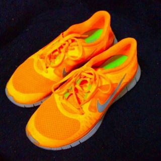 ナイキ(NIKE)のNIKE FREE  RUN3   (スニーカー)