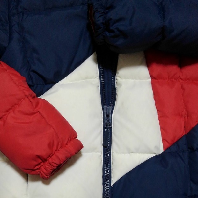 TOMMY HILFIGER(トミーヒルフィガー)のTOMMY HILFIGER キッズ ダウンジャケット キッズ/ベビー/マタニティのキッズ服男の子用(90cm~)(ジャケット/上着)の商品写真