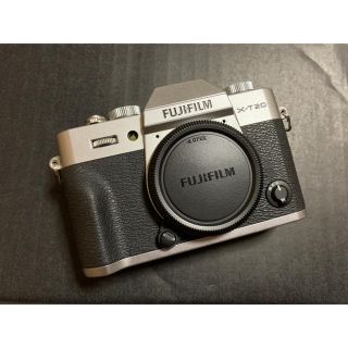 フジフイルム(富士フイルム)のFUJIFILM X-T20 シルバー 値下げ 9/28まで(ミラーレス一眼)