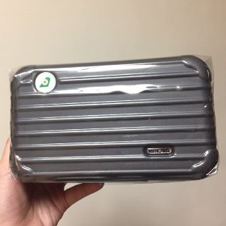 リモワ(RIMOWA)の☆非売品☆EVA航空ファーストクラス限定リモワポーチ グレー(旅行用品)