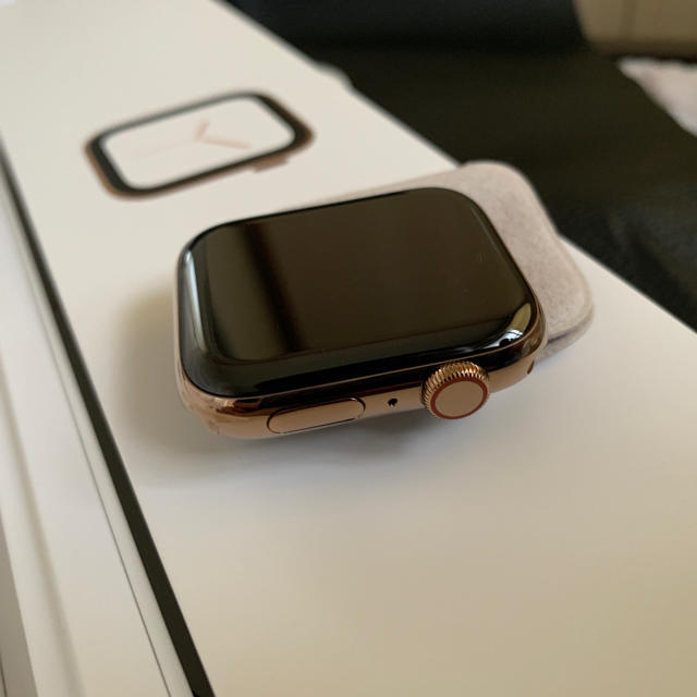 Apple Watch(アップルウォッチ)のアップルウォッチ　シリーズ4  44mm メンズの時計(腕時計(デジタル))の商品写真