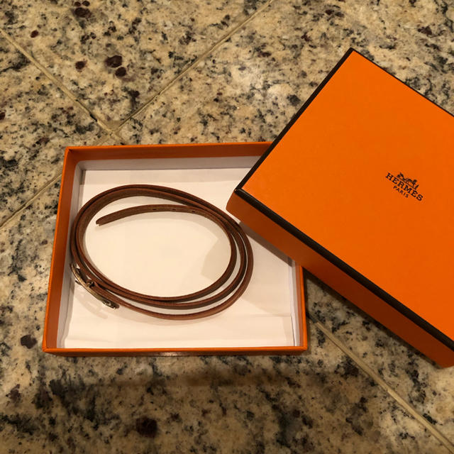 Hermes(エルメス)のHERMES アピ3ロングブレスレット レザー レディースのアクセサリー(ブレスレット/バングル)の商品写真