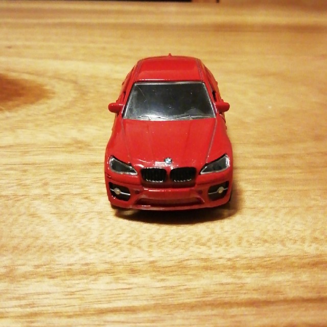 BMW(ビーエムダブリュー)のBMW X6 ミニカー エンタメ/ホビーのおもちゃ/ぬいぐるみ(ミニカー)の商品写真