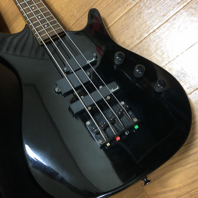 Samick ベース Samick ベース