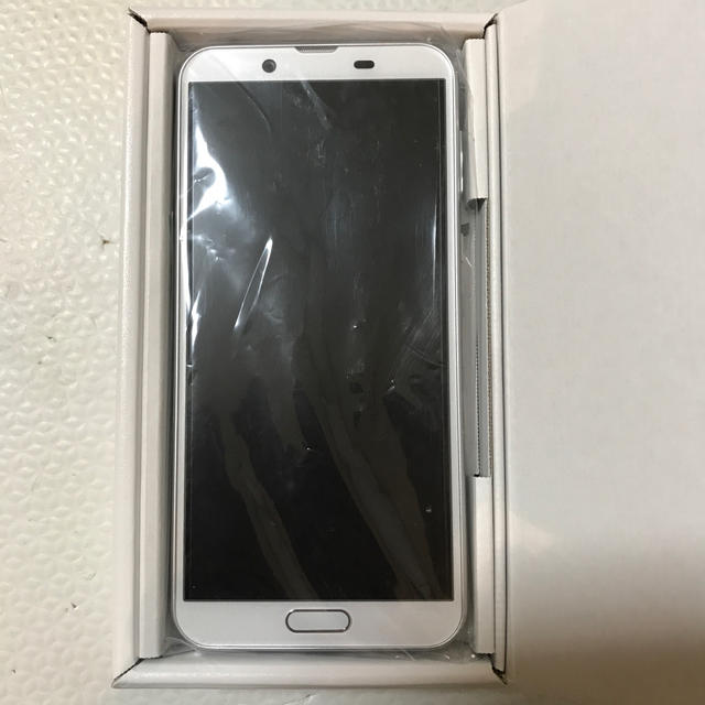 AQUOS(アクオス)のAQUOS sense2 SH-M08 スマホ/家電/カメラのスマートフォン/携帯電話(スマートフォン本体)の商品写真