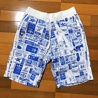 アディダス(adidas)のadidas originals ハーフパンツ(ショートパンツ)