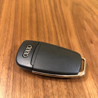 アウディ(AUDI)のアウディ　スマートキー　USBメモリ　audi(ノベルティグッズ)