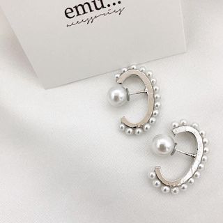 エンフォルド(ENFOLD)の#943   イヤカフデザイン  パールライン  シルバー  ピアス(ピアス)