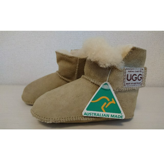 UGG(アグ)の【最終値下げ】新品未使用タグ付き UGG ベビーブーツ キッズ/ベビー/マタニティのベビー靴/シューズ(~14cm)(ブーツ)の商品写真