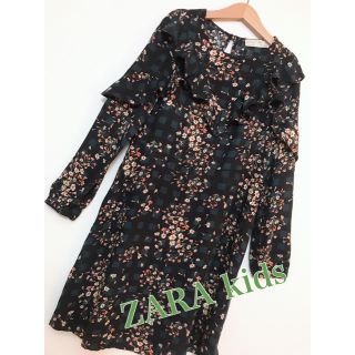 ザラキッズ(ZARA KIDS)のZARA kids♡花柄ワンピース140(ワンピース)