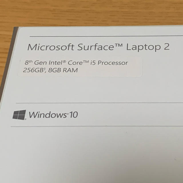 Surface Laptop2 ブラック色