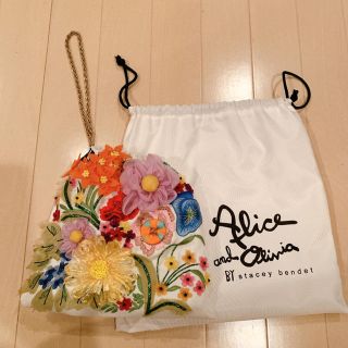 アリスアンドオリビア(Alice+Olivia)の最終価格　アリスアンドオリビア デコラティブ クラッチバッグ(クラッチバッグ)