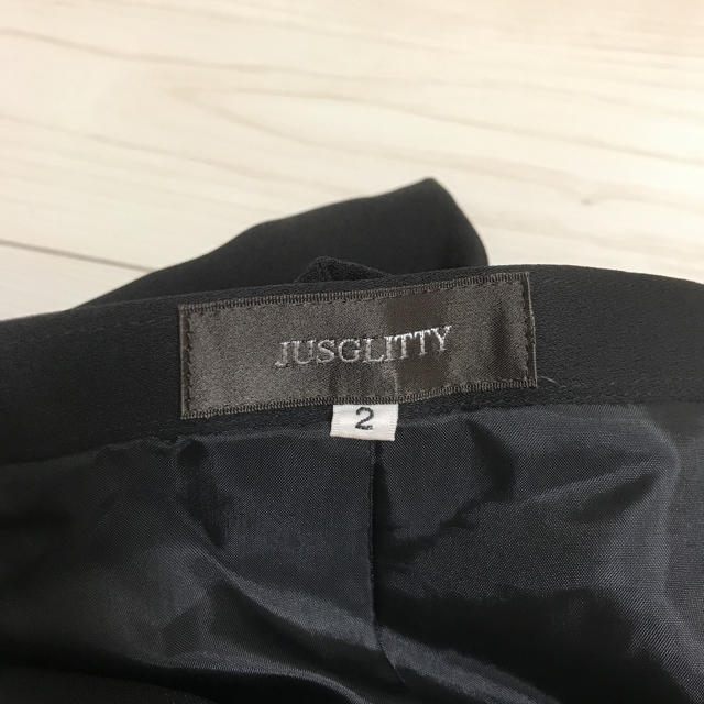 JUSGLITTY(ジャスグリッティー)のジャスグリッティー ひざ丈フリルタイトスカート レディースのスカート(ひざ丈スカート)の商品写真