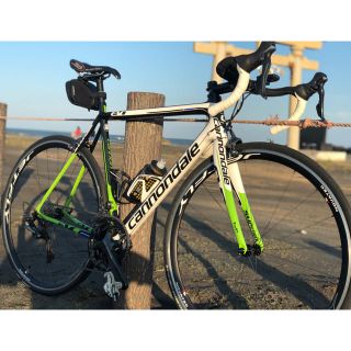 キャノンデール(Cannondale)の増税前ラスト キャノンデール スーパーシックスエボ ハイモッド カーボン(自転車本体)