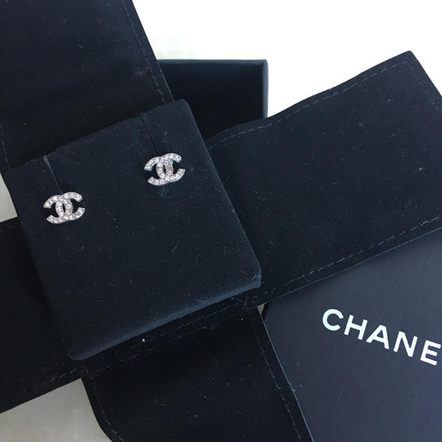 シャネル ピアス 正規品 CHANEL