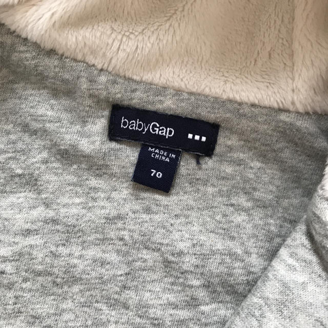 babyGAP(ベビーギャップ)のbaby GAP パーカー キッズ/ベビー/マタニティのベビー服(~85cm)(カーディガン/ボレロ)の商品写真