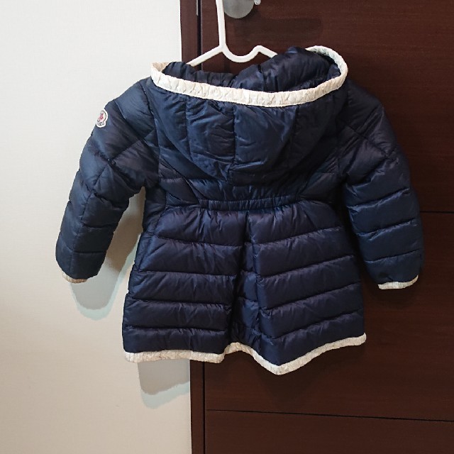 MONCLER(モンクレール)のMONCLER  キッズ キッズ/ベビー/マタニティのキッズ服女の子用(90cm~)(ジャケット/上着)の商品写真