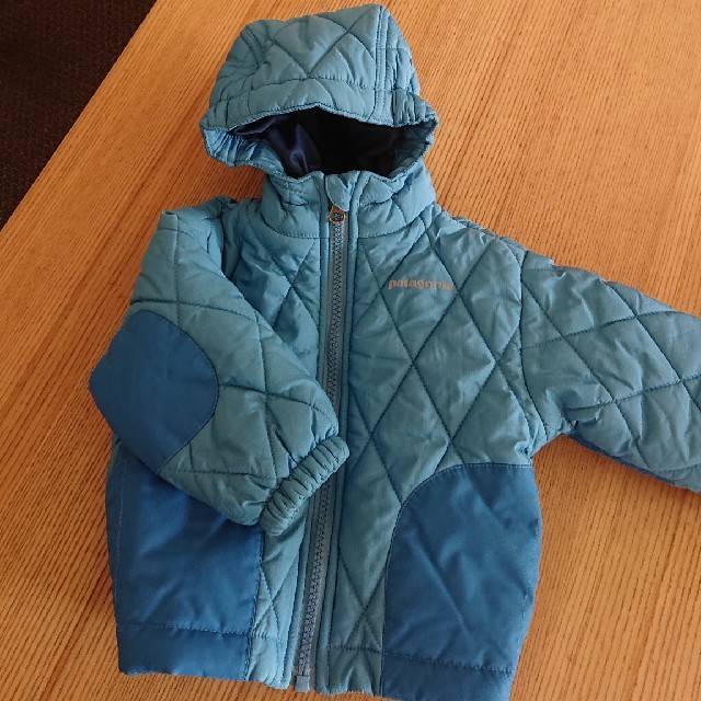 patagonia(パタゴニア)のパタゴニア ベビー ジャケット 3M 水色 キッズ/ベビー/マタニティのベビー服(~85cm)(ジャケット/コート)の商品写真