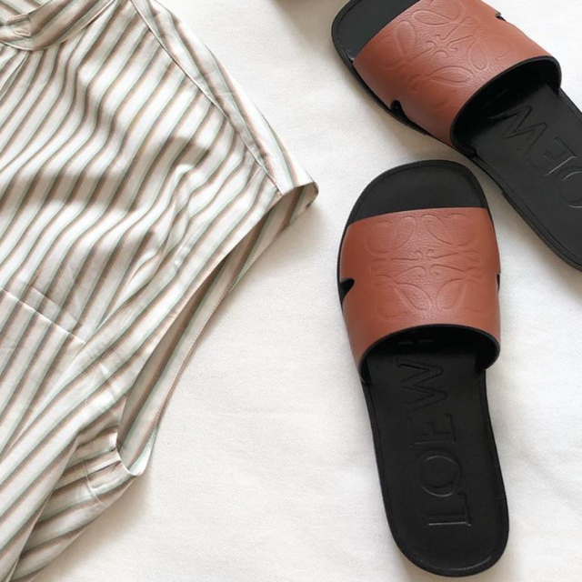 LOEWE - LOEWE 2019ss エンボスサンダル 正規品