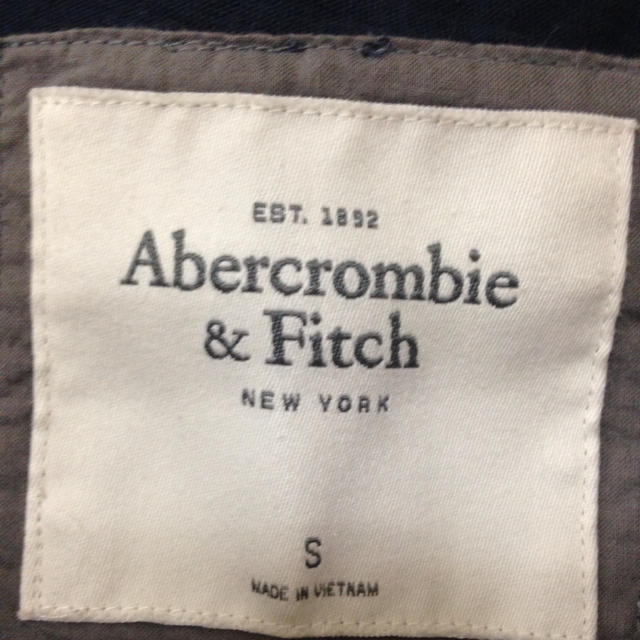 Abercrombie&Fitch(アバクロンビーアンドフィッチ)のアバクロ Tシャツ レディースのトップス(Tシャツ(半袖/袖なし))の商品写真