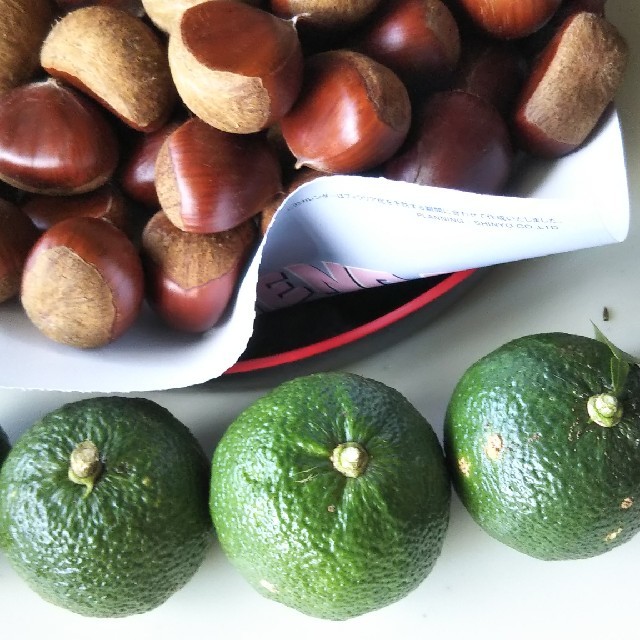 無農薬生栗1､5kg+青柚子4個 食品/飲料/酒の食品(野菜)の商品写真