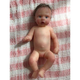 リボーンドール ブルーアイ 女の子10cm フルシリコンmoka様予約中の