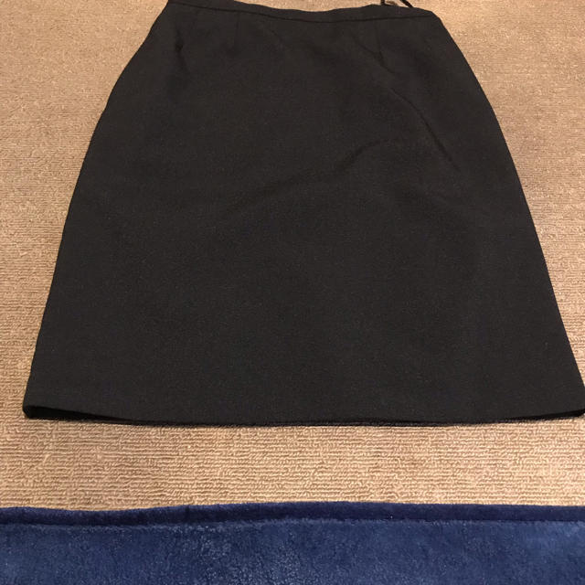 cecile(セシール)の黒  タイトスカート レディースのフォーマル/ドレス(スーツ)の商品写真