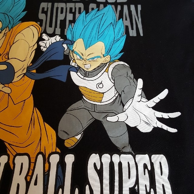 ドラゴンボール(ドラゴンボール)のUNIQLO、ドラゴンボールキッズTシャツ キッズ/ベビー/マタニティのキッズ服男の子用(90cm~)(Tシャツ/カットソー)の商品写真