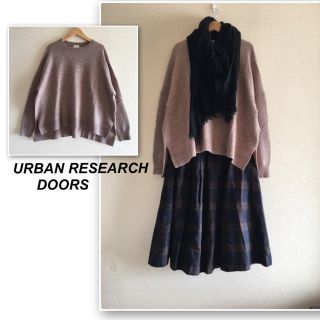 アーバンリサーチドアーズ(URBAN RESEARCH DOORS)のドアーズ   ✨マロンベージュのクルーネックニット(ニット/セーター)