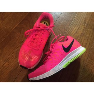 ナイキ(NIKE)のNIKE エアズームペガサス31 ピンク(スニーカー)