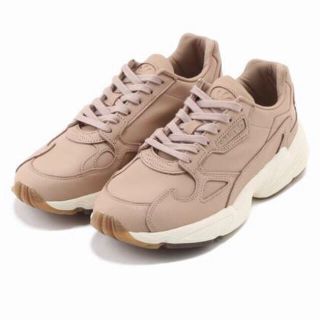 Adidas アディダス ファルコン ベージュ 24 0 新品 革 ピンク ダッドシューズの通販 ラクマ Adidas アディダス ファルコン ベージュ 24 0 新品 革 ピンク ダッドシューズの通販 ラクマ